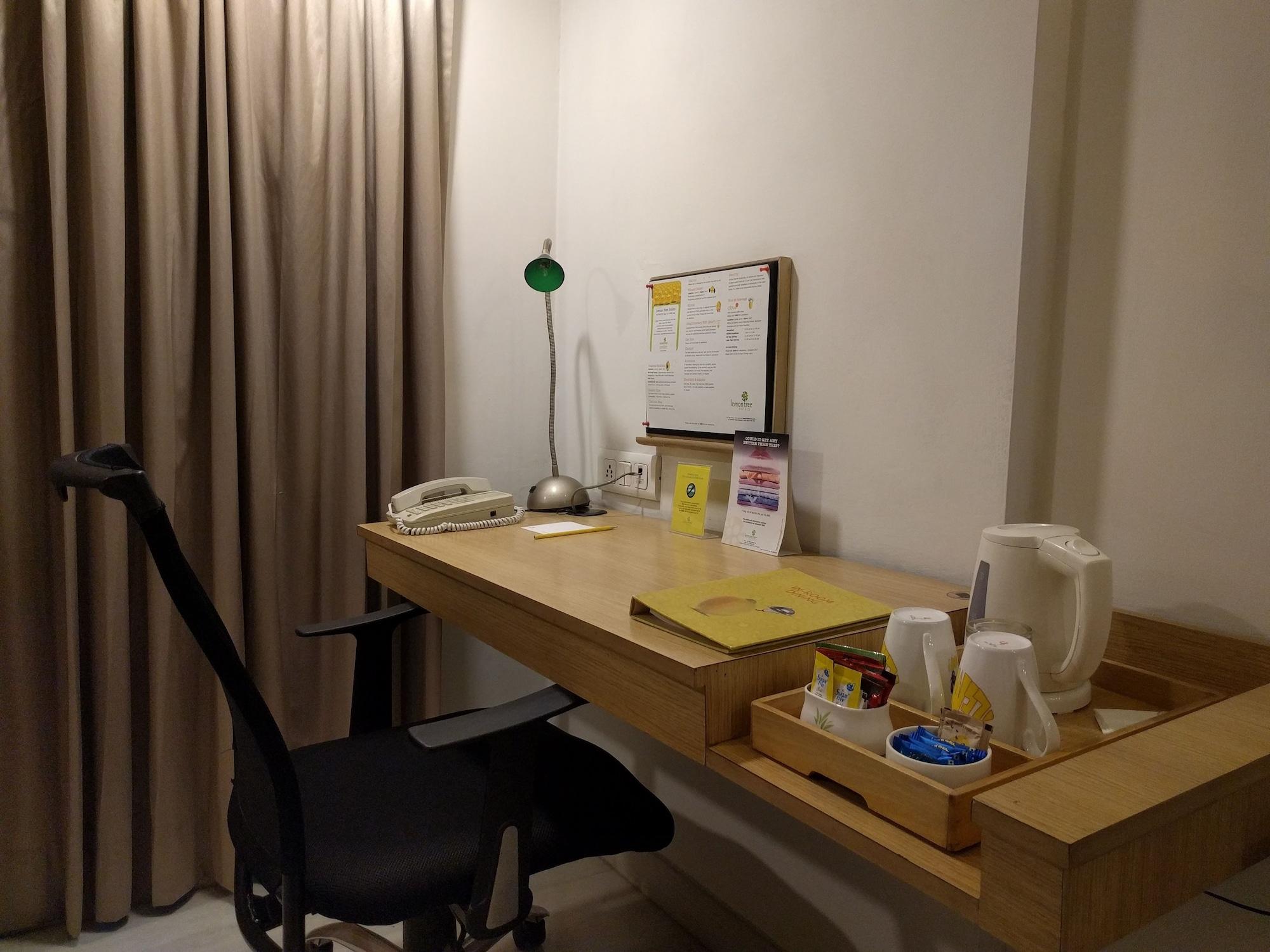 Lemon Tree Hotel, Udyog Vihar, Gurugram Gurgaon Luaran gambar