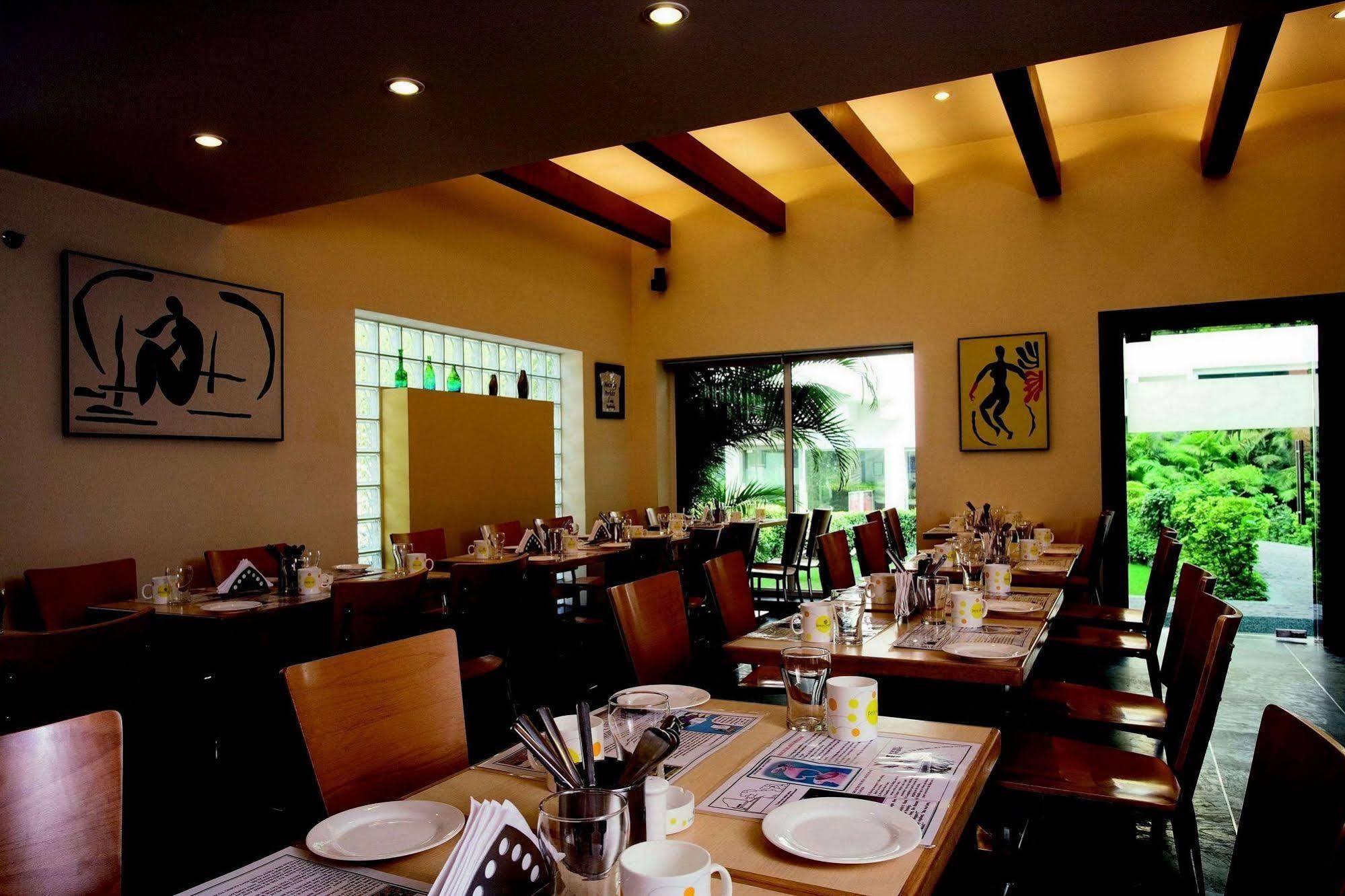 Lemon Tree Hotel, Udyog Vihar, Gurugram Gurgaon Luaran gambar