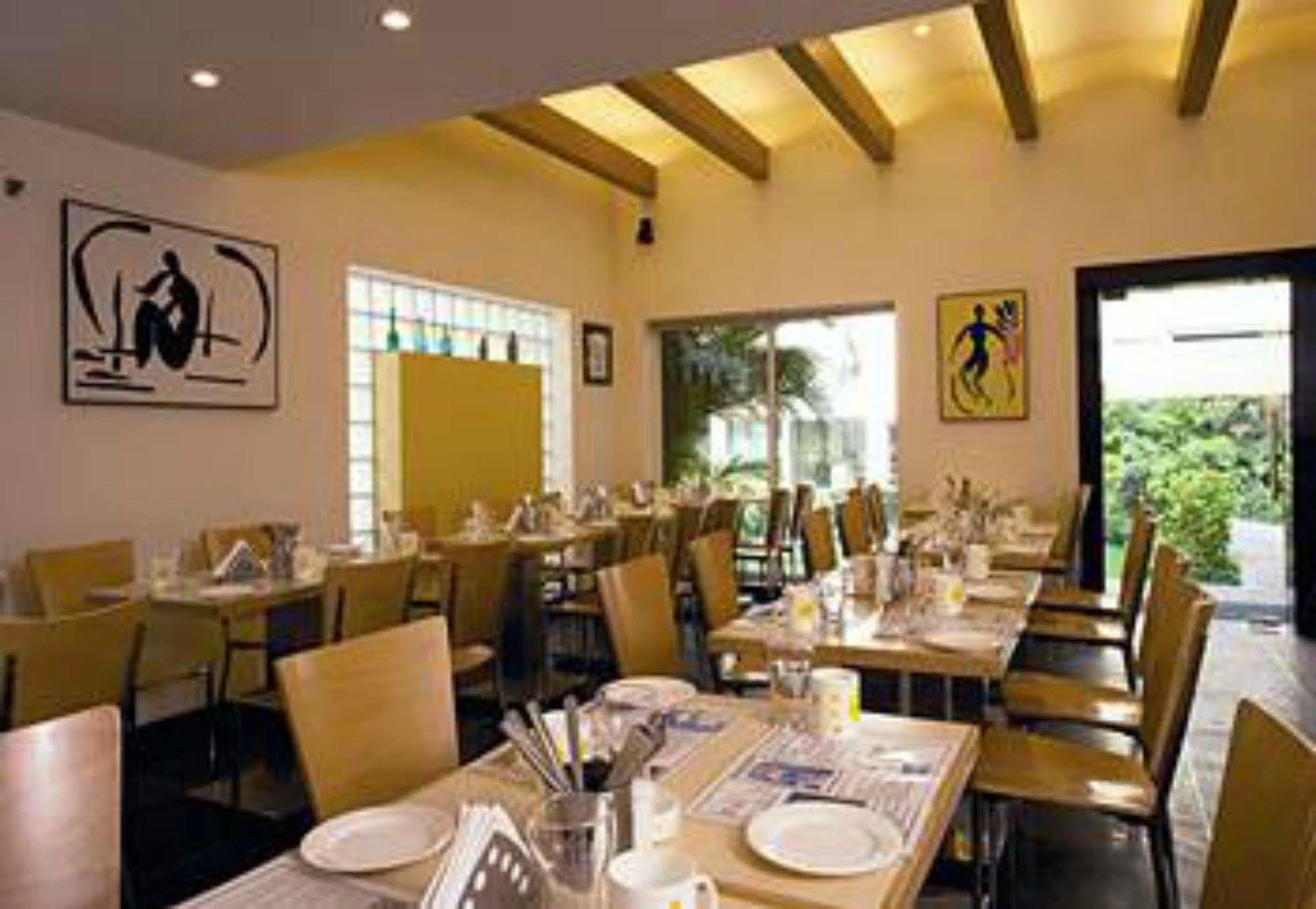 Lemon Tree Hotel, Udyog Vihar, Gurugram Gurgaon Luaran gambar